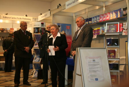 Salonul de carte juridică, civică, polițistă și administrativă al MAI